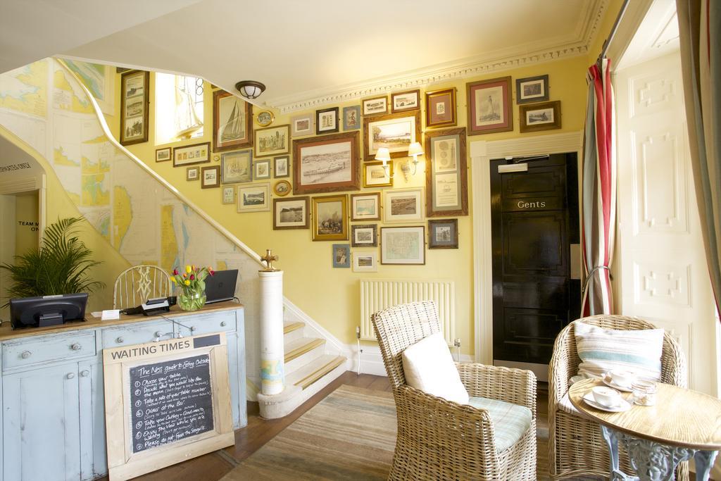Bed and Breakfast The Ness Тінмут Екстер'єр фото
